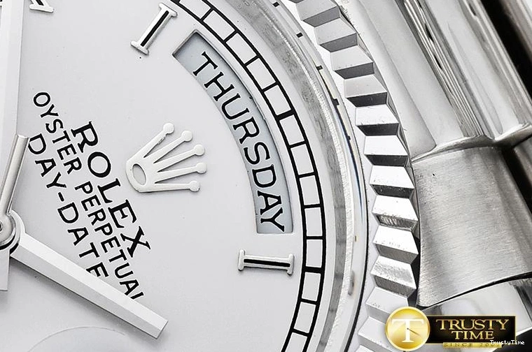 0414 Durable RDD0215B – DayDate 36mm 684